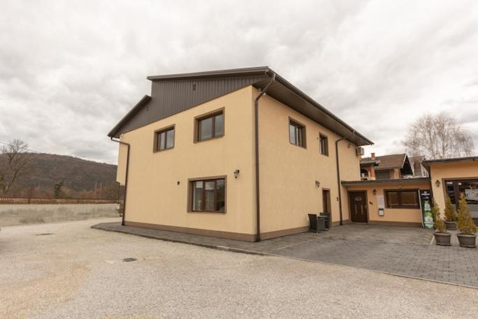 Pansion San Otel Bihać Dış mekan fotoğraf